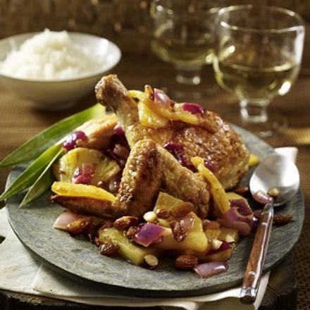 Hühner Potjie Brathähnchen mit Ananas und Sultaninen Rezept