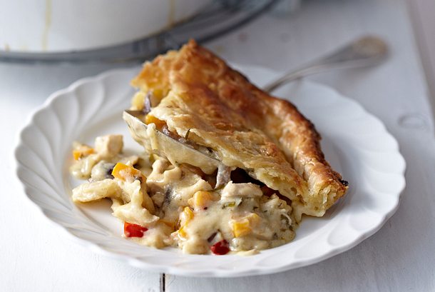 Hühnerfrikassee-Pie Rezept Hühnerfrikassee-Pie Rezept