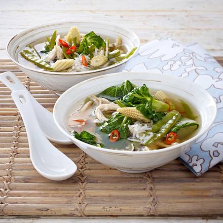 Hühnersuppe mit Zitronengras Rezept Hühnersuppe mit Zitronengras Rezept