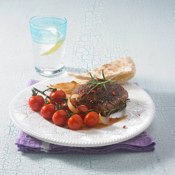 Huftsteak mit geschmorten Tomaten (Diät) Rezept Huftsteak mit geschmorten Tomaten (Diät) Rezept