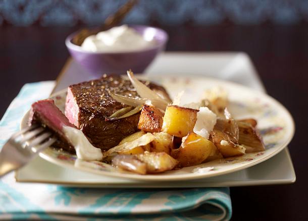 Huftsteak mit Parmesankartoffeln Rezept Huftsteak mit Parmesankartoffeln Rezept