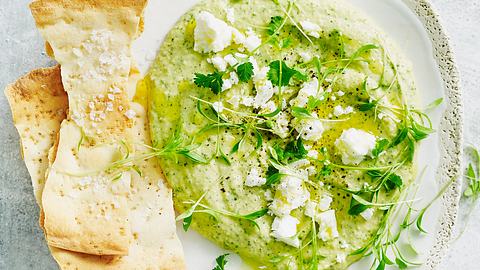Hummus mit Feta und Kräutern Rezept - Foto: House of Food / Bauer Food Experts KG