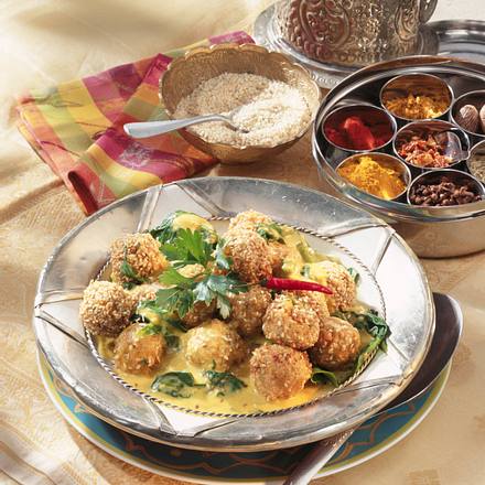 Indische Curry-Sesam-Bällchen Rezept