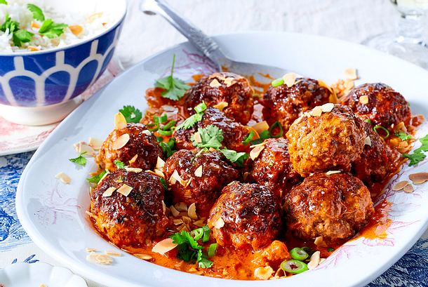 Ingwer-Hackbällchen in Bollywoodsoße Rezept Ingwer-Hackbällchen in Bollywoodsoße Rezept