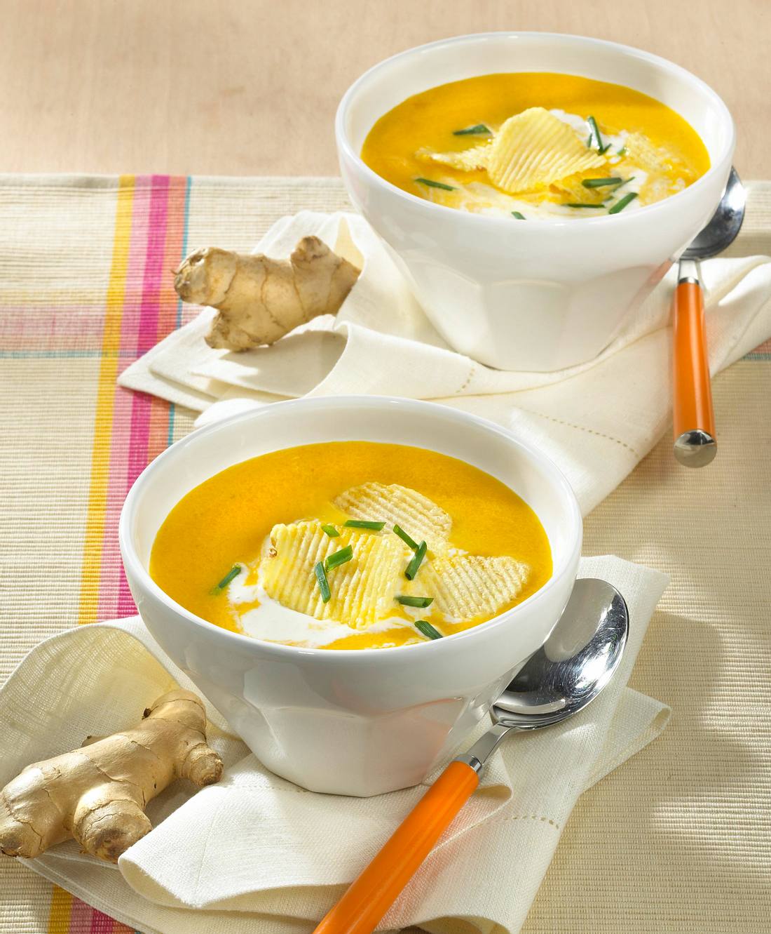 Ingwer-Karotten-Suppe Rezept | LECKER