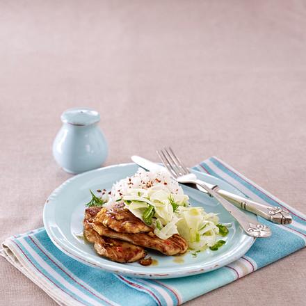 Ingwer-Schnitzel auf Fenchel-Lauchzwiebelgemüse Rezept Ingwer-Schnitzel auf Fenchel-Lauchzwiebelgemüse Rezept