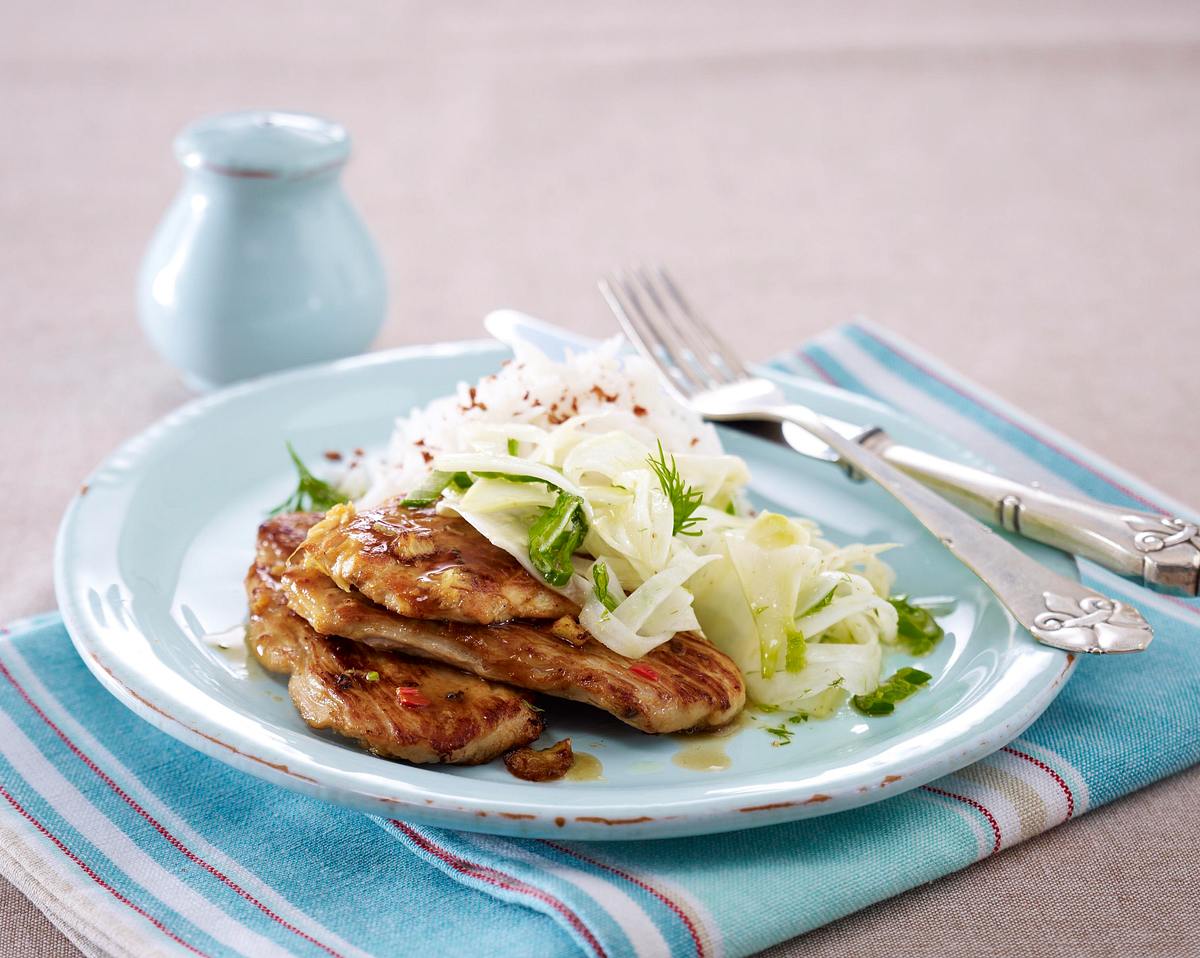 Ingwerschnitzel auf Fenchelsalat süßsauer Rezept