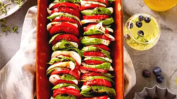 Insalata caprese Rezept - Foto: LECKER @ Bauer Media Group Insalata caprese Rezept - Foto: LECKER @ Bauer Media Group