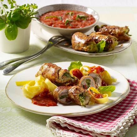 Involtini mit Tomatensoße Rezept Involtini mit Tomatensoße Rezept