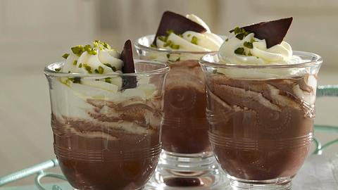 Irischer Schoko-Sahne-Becher Rezept - Foto: House of Food / Bauer Food Experts KG