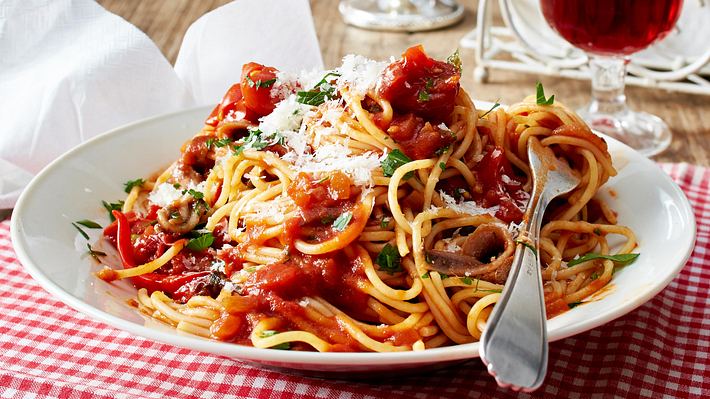 Italienische Pasta: Spaghetti all’arrabbiata mit Wodka - Foto: House of Food / Bauer Food Experts KG