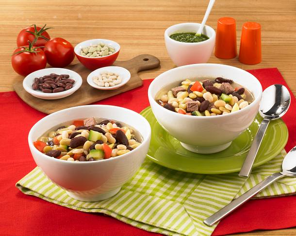 Italienischer Bohnentopf mit Pesto Rezept