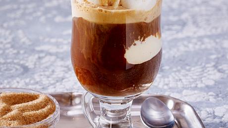 Italienischer Eiskaffee Rezept - Foto: House of Food / Bauer Food Experts KG