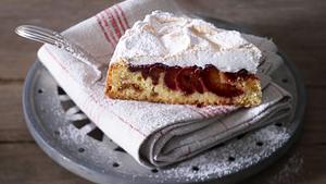 Italienischer Pflaumenkuchen Rezept - Foto: House of Food / Bauer Food Experts KG