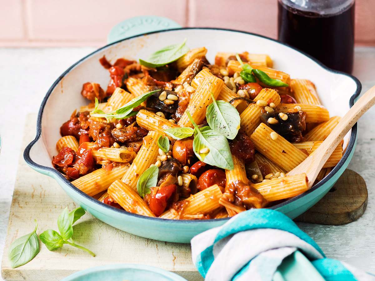 Jackfruit-Ragout mit Tortiglioni Rezept