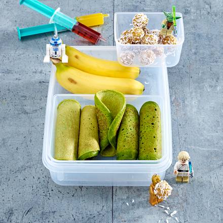 Jedi-Pfannkuchen mit Sternenstaub-Kugeln Rezept Jedi-Pfannkuchen mit Sternenstaub-Kugeln Rezept