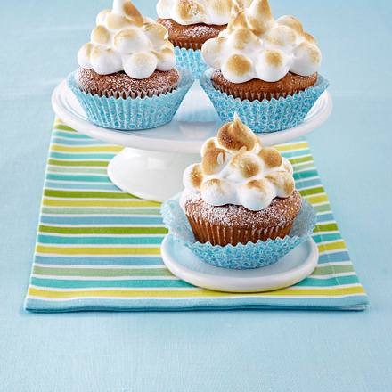 Joghurt-Cupcakes mit Baisercreme Rezept Joghurt-Cupcakes mit Baisercreme Rezept