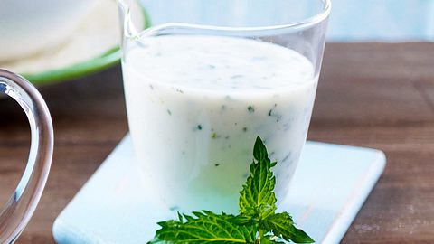 Joghurt-Minz-Soße Rezept - Foto: House of Food / Bauer Food Experts KG