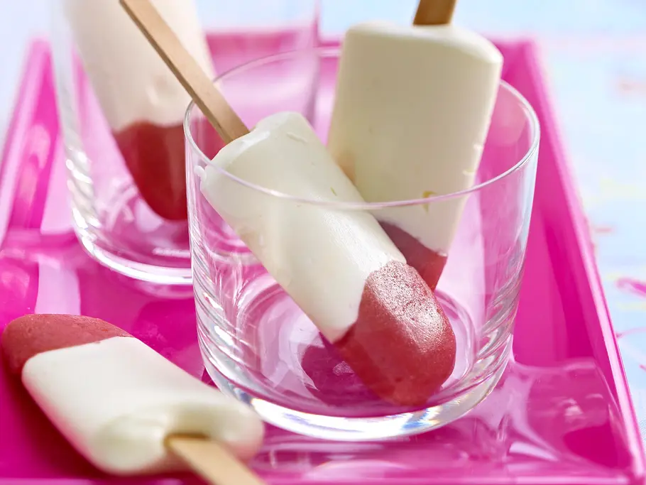 Joghurt-Rhabarber-Eis am Stiel Rezept Joghurt-Rhabarber-Eis am Stiel Rezept
