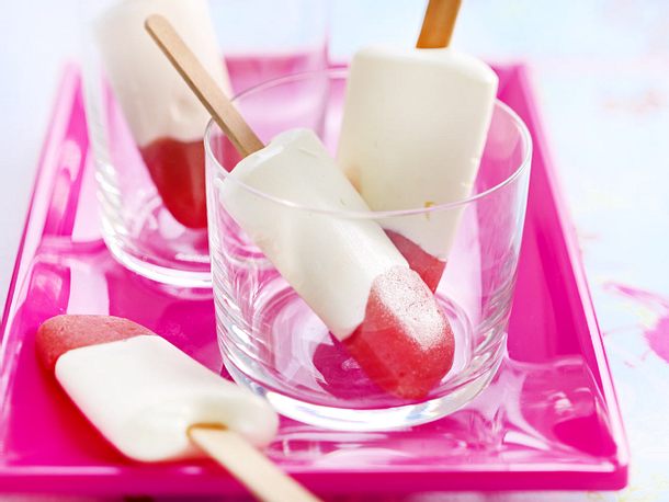 Joghurt-Rhabarber-Eis am Stiel Rezept