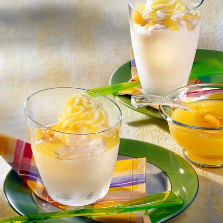 Joghurt-Vanille-Eis mit Aprikosen Rezept Joghurt-Vanille-Eis mit Aprikosen Rezept