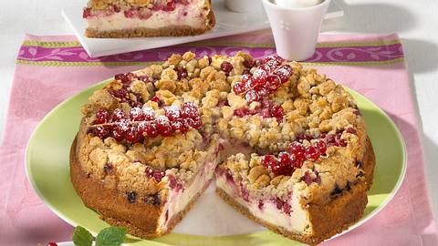 Johannisbeer-Streuselkuchen Rezept - Foto: House of Food / Bauer Food Experts KG