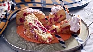 Johannisbeerkuchen mit Turbo-Fruchtsahne Rezept - Foto: House of Food / Bauer Food Experts KG