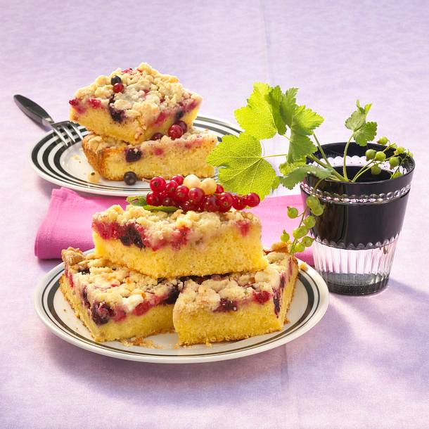 Johannisbeerkuchen mit weißen Schokostreuseln Rezept Johannisbeerkuchen mit weißen Schokostreuseln Rezept