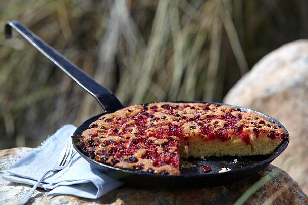 Johannisbeerkuchen mit Zimtstreuseln und Mascarponecreme Rezept Johannisbeerkuchen mit Zimtstreuseln und Mascarponecreme Rezept
