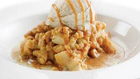 Julias Apple Crumble Rezept - Foto: House of Food / Bauer Food Experts KG