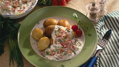 Junge Kartoffeln mit Frühlingsquark und Krabben Rezept - Foto: Neckermann