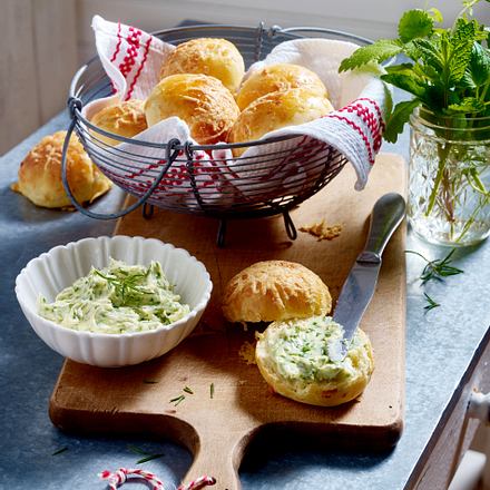 Käse-Brötchen mit Knoblauch Rezept