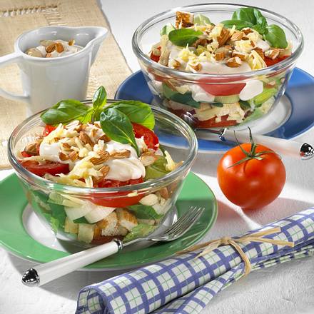 Käse-Nuss-Schichtsalat Rezept