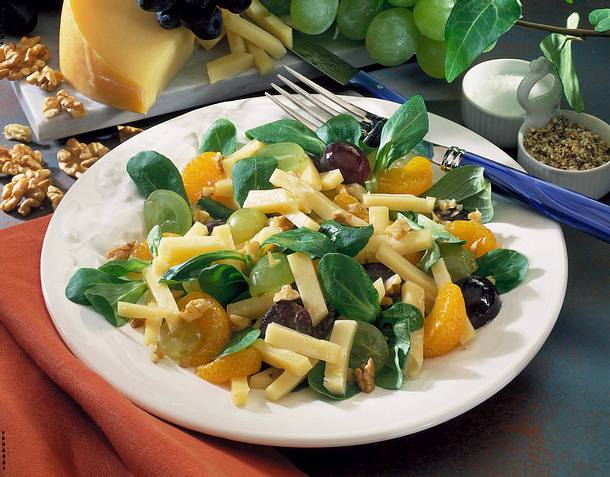 Käse-Obst-Salat Rezept Käse-Obst-Salat Rezept