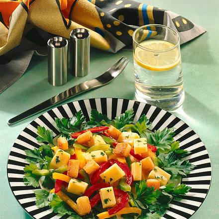 Käse-Paprika-Salat Rezept Käse-Paprika-Salat Rezept