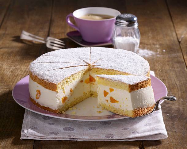 Käse-Sahne-Torte mit Mandarinen Rezept | LECKER