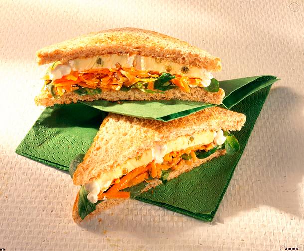 Käse-Sandwich mit Möhrenraspel (Diabetiker) Rezept Käse-Sandwich mit Möhrenraspel (Diabetiker) Rezept