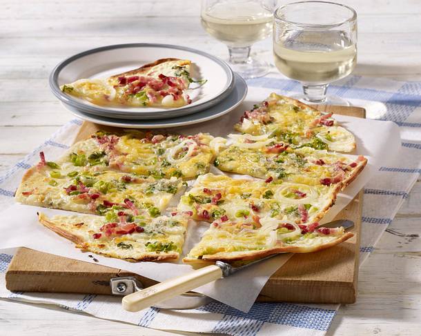 Käse-Zwiebelkuchen Rezept Käse-Zwiebelkuchen Rezept