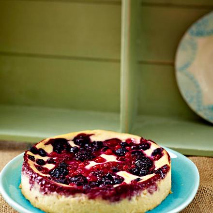 Käsekuchen mit Beeren Rezept