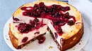 Käsekuchen mit Kirschen - Foto: LECKER @ Bauer Media Group Käsekuchen mit Kirschen - Foto: LECKER @ Bauer Media Group