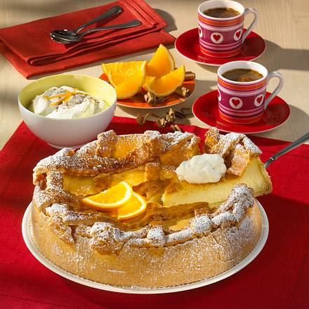Käsekuchen mit Marzipangitter Rezept Käsekuchen mit Marzipangitter Rezept