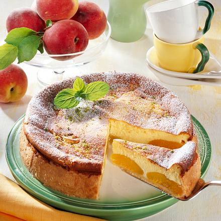 Käsekuchen mit Pfirsichen Rezept