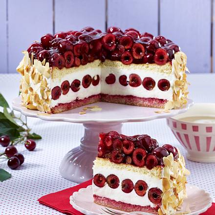 Käsesahne-Kirschtorte Rezept Käsesahne-Kirschtorte Rezept