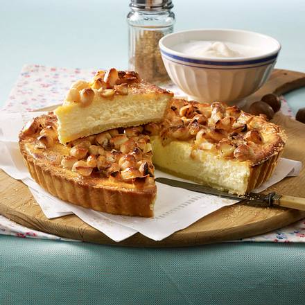 Käsetarte mit Macadamia-Zucker-Kruste Rezept Käsetarte mit Macadamia-Zucker-Kruste Rezept