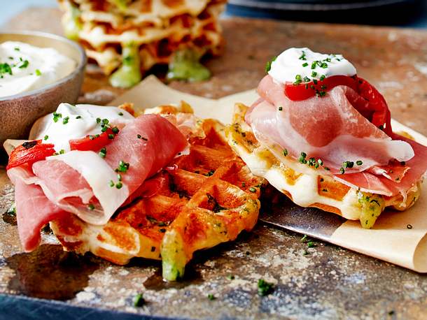 Käsewaffeln mit Dip-Dip-Hurra! Rezept Käsewaffeln mit Dip-Dip-Hurra! Rezept
