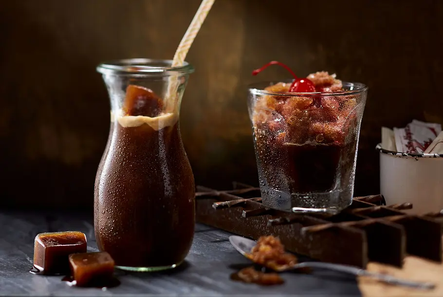 Kaffee-Cola-Granite mit Kirschsirup Rezept Kaffee-Cola-Granite mit Kirschsirup Rezept