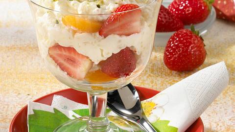 Kaiserreis mit Früchten Rezept - Foto: House of Food / Bauer Food Experts KG