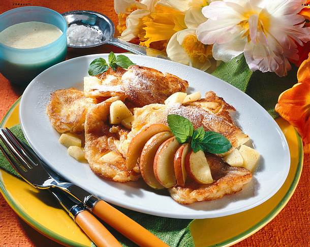 Kaiserschmarrn mit Vanille-Soße Rezept Kaiserschmarrn mit Vanille-Soße Rezept