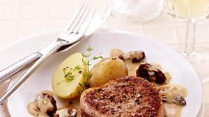 Kalb mit Morcheln und Cognac Rezept - Foto: House of Food / Bauer Food Experts KG