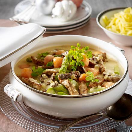 Kalbsgeschnetzeltes Typ Leipziger Allerlei Rezept Kalbsgeschnetzeltes Typ Leipziger Allerlei Rezept